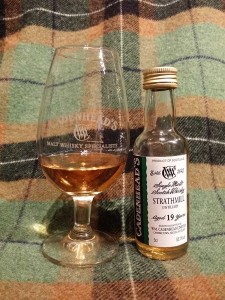 Strathmill 1995 19 yo by Cadenhead's